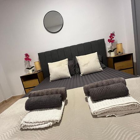 Magdalena Apartament Torrevieja Eksteriør bilde